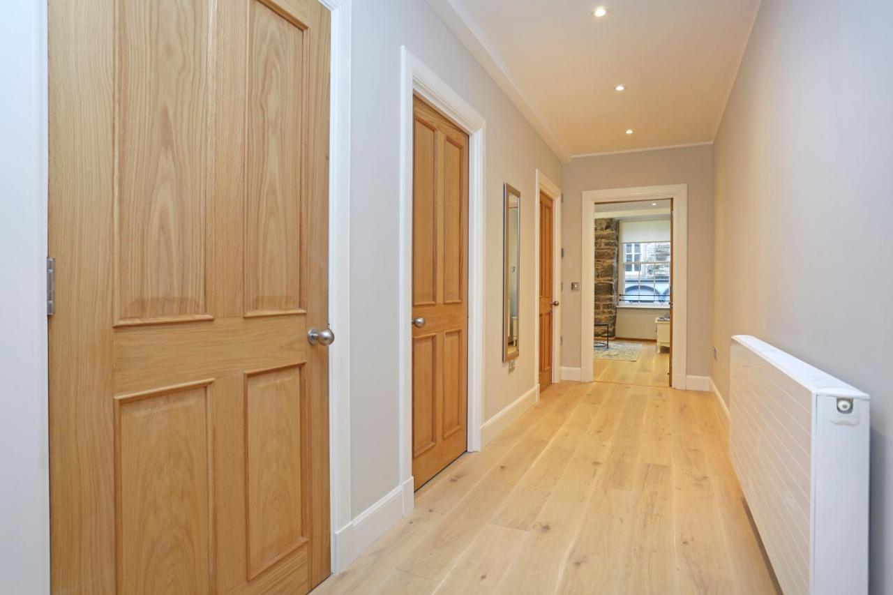 Joivy Refurbished Home On The Royal Mile Edimburgo Exterior foto