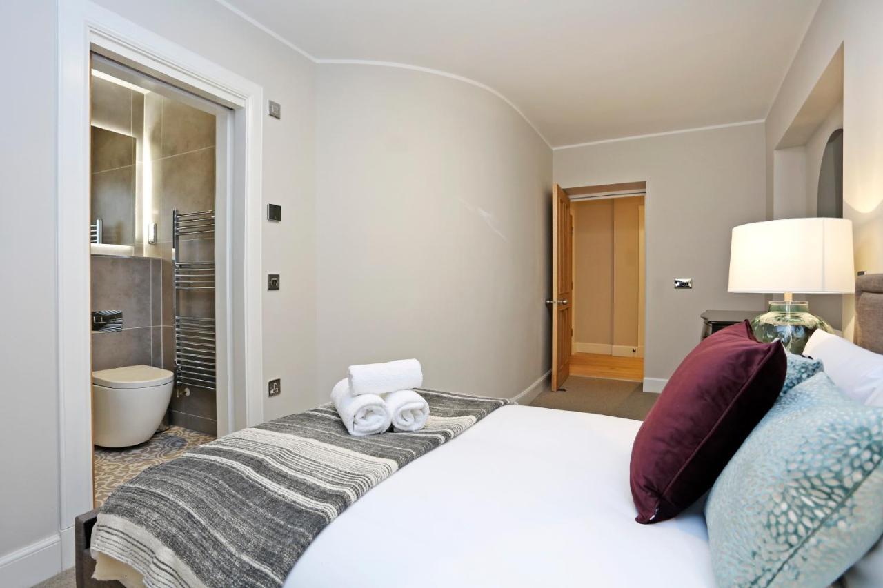 Joivy Refurbished Home On The Royal Mile Edimburgo Exterior foto