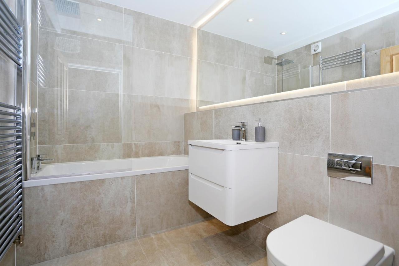 Joivy Refurbished Home On The Royal Mile Edimburgo Exterior foto